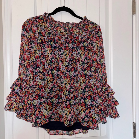 CeCe flowy top - Picture 3 of 3